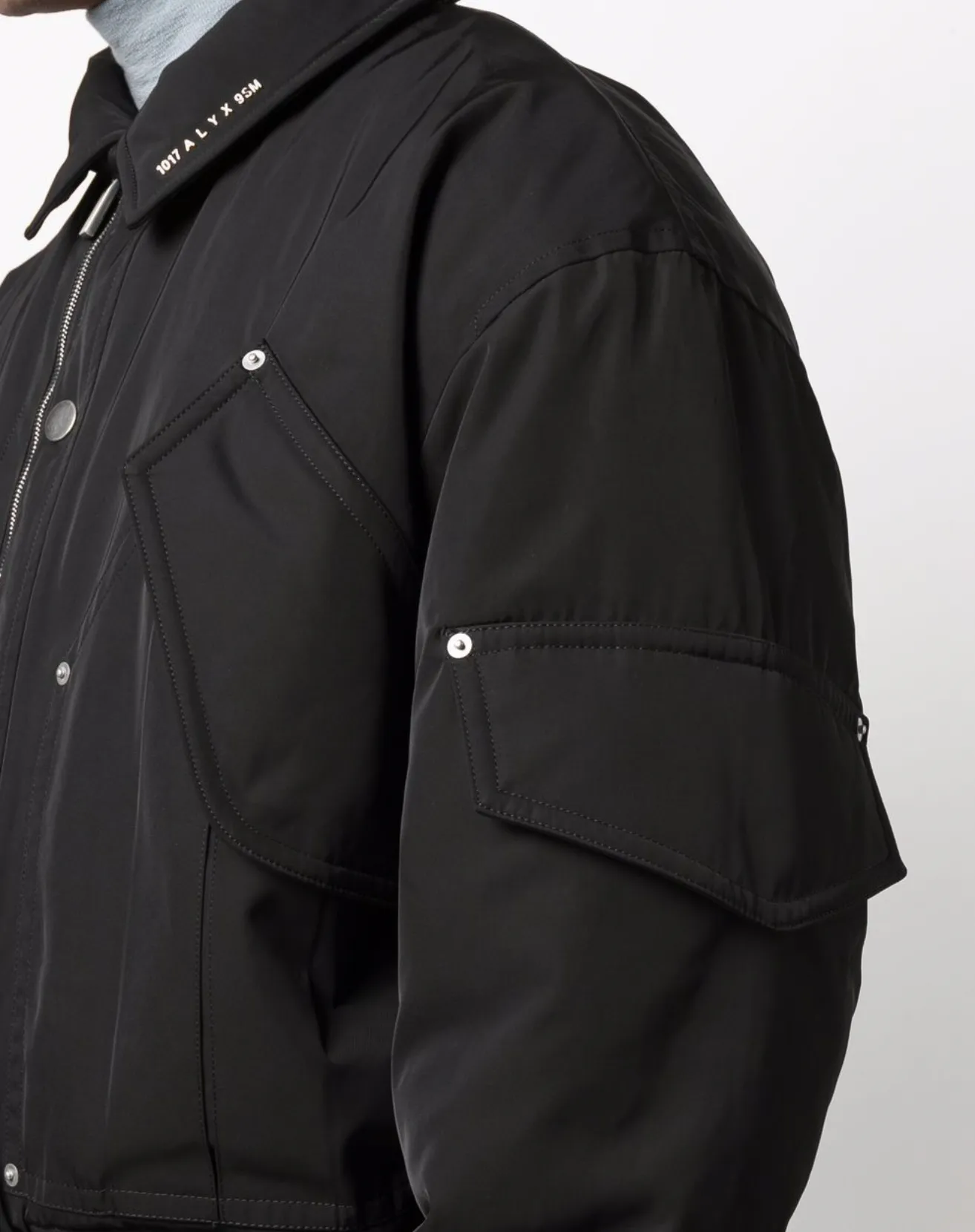 BOXY FLAP-POCKETS FLIGHT BOMBER JACKET - BLACK