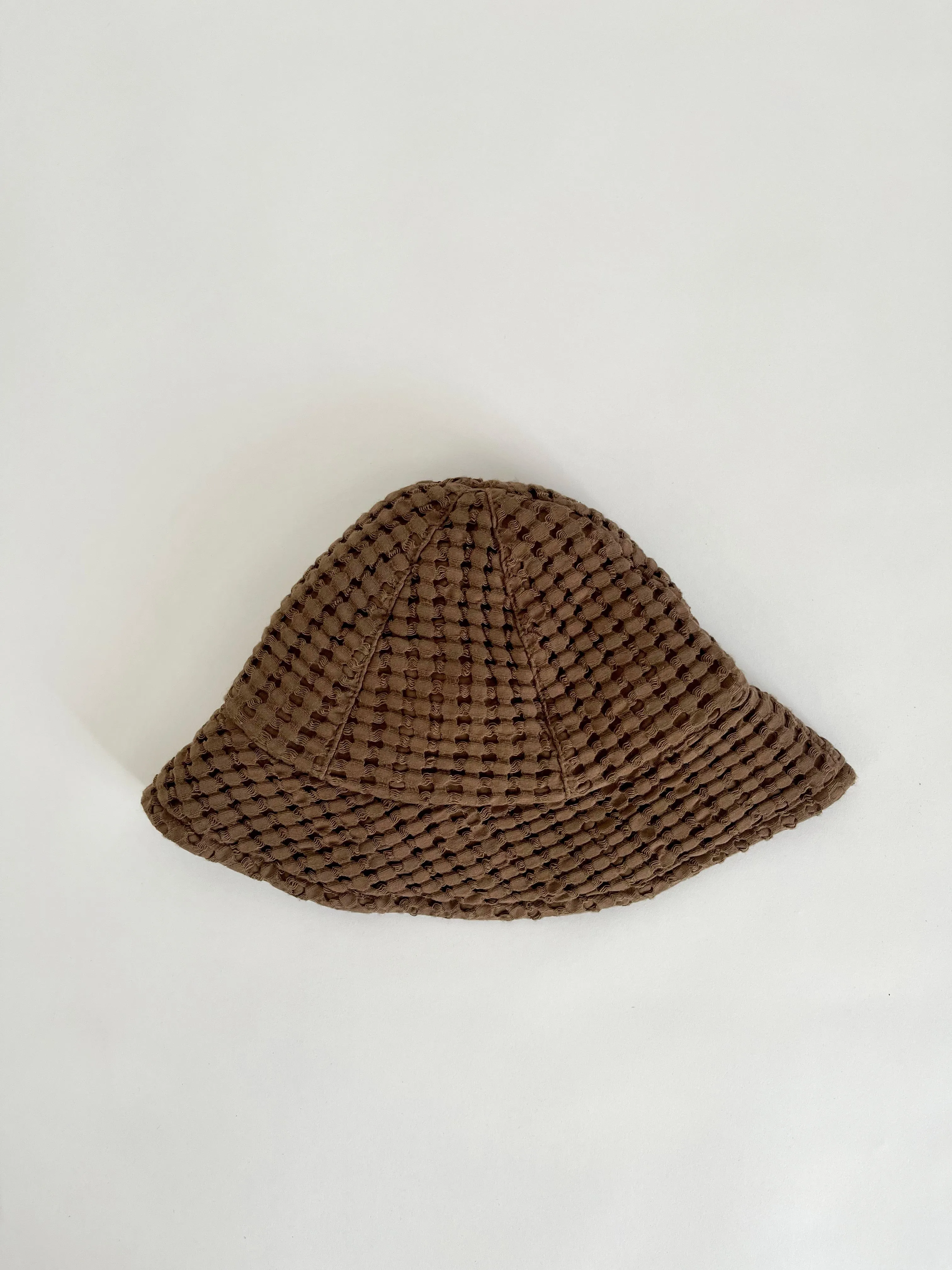 HEVES HAT | CAROB