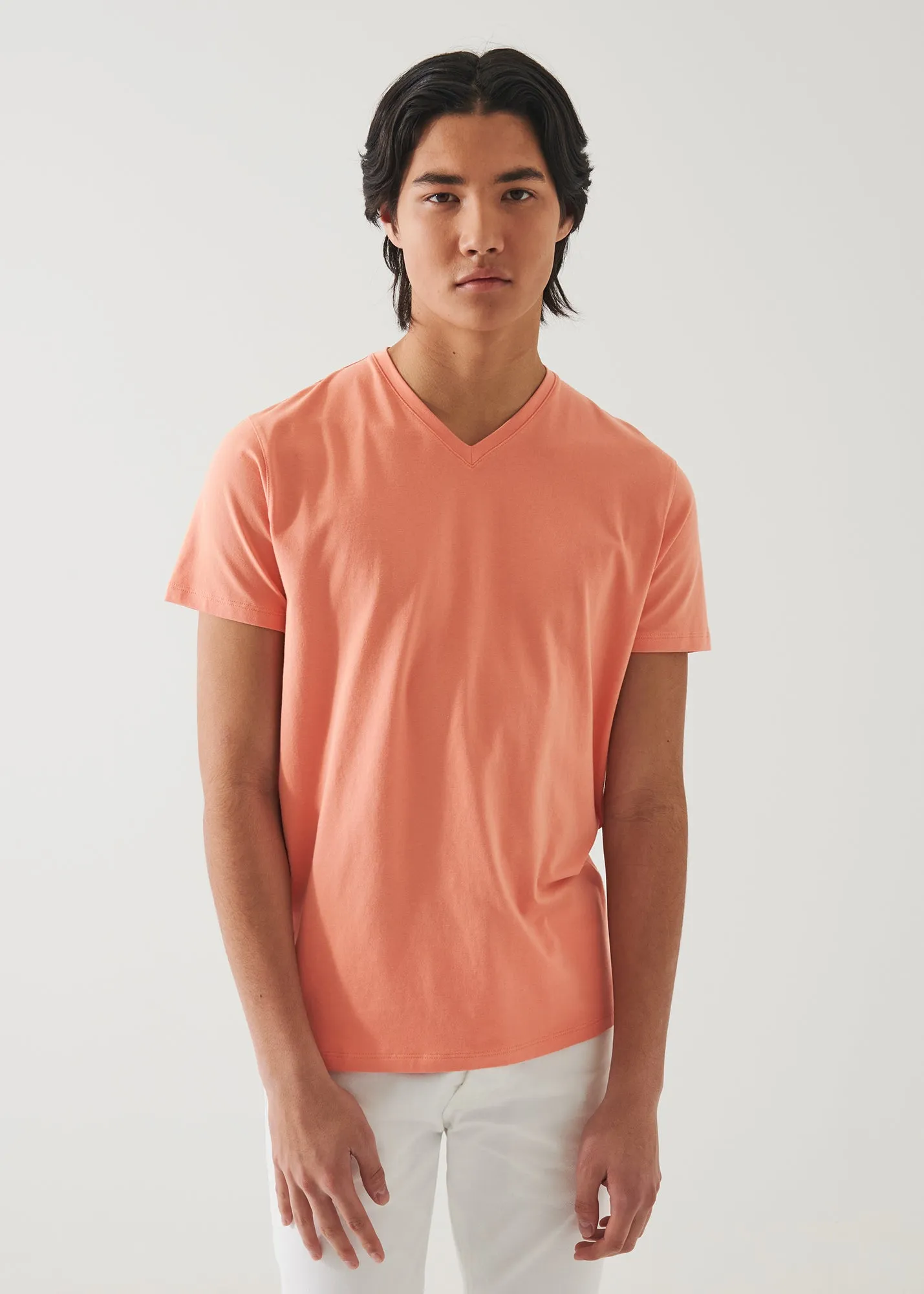 PIMA COTTON STRETCH V-NECK T-SHIRT