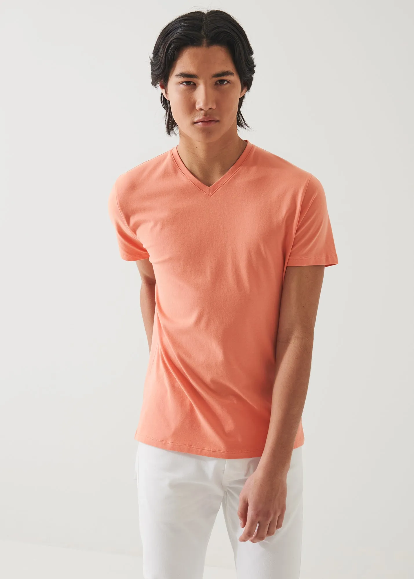 PIMA COTTON STRETCH V-NECK T-SHIRT