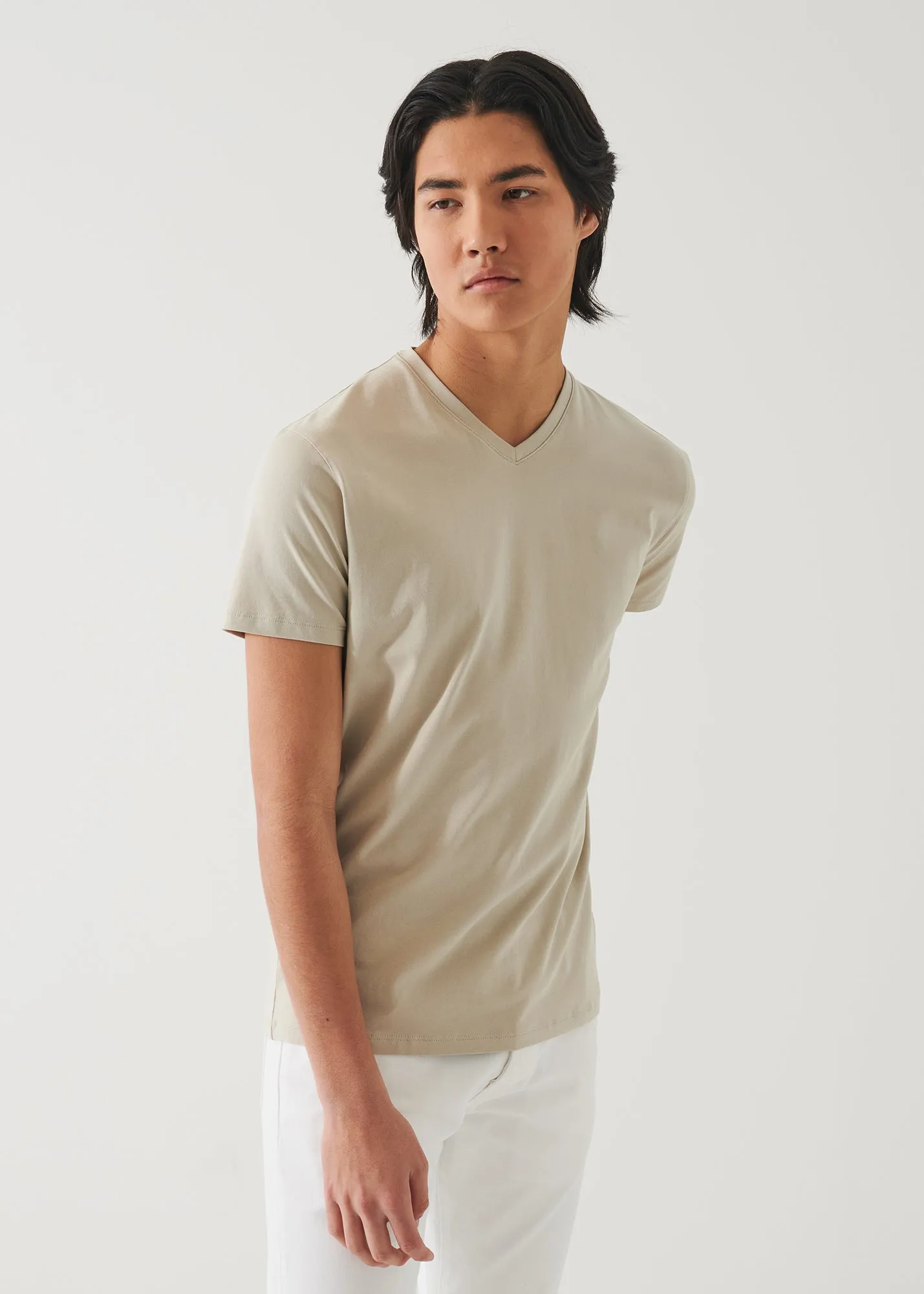 PIMA COTTON STRETCH V-NECK T-SHIRT